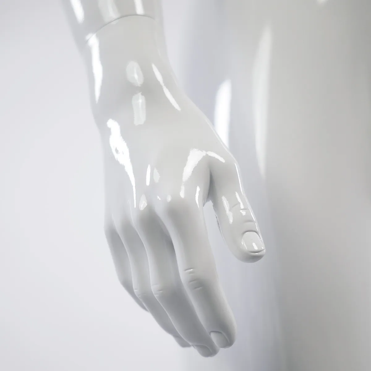 Mannequin homme, finition laquée, bras le long du corps H 186 cm Fibre de verre - Blanc - Mannequins abstraits-4