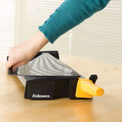 Cisaille à papier Fusion A4 - Capacité 10 feuilles - Guillotines papier, Rogneuses papier -2