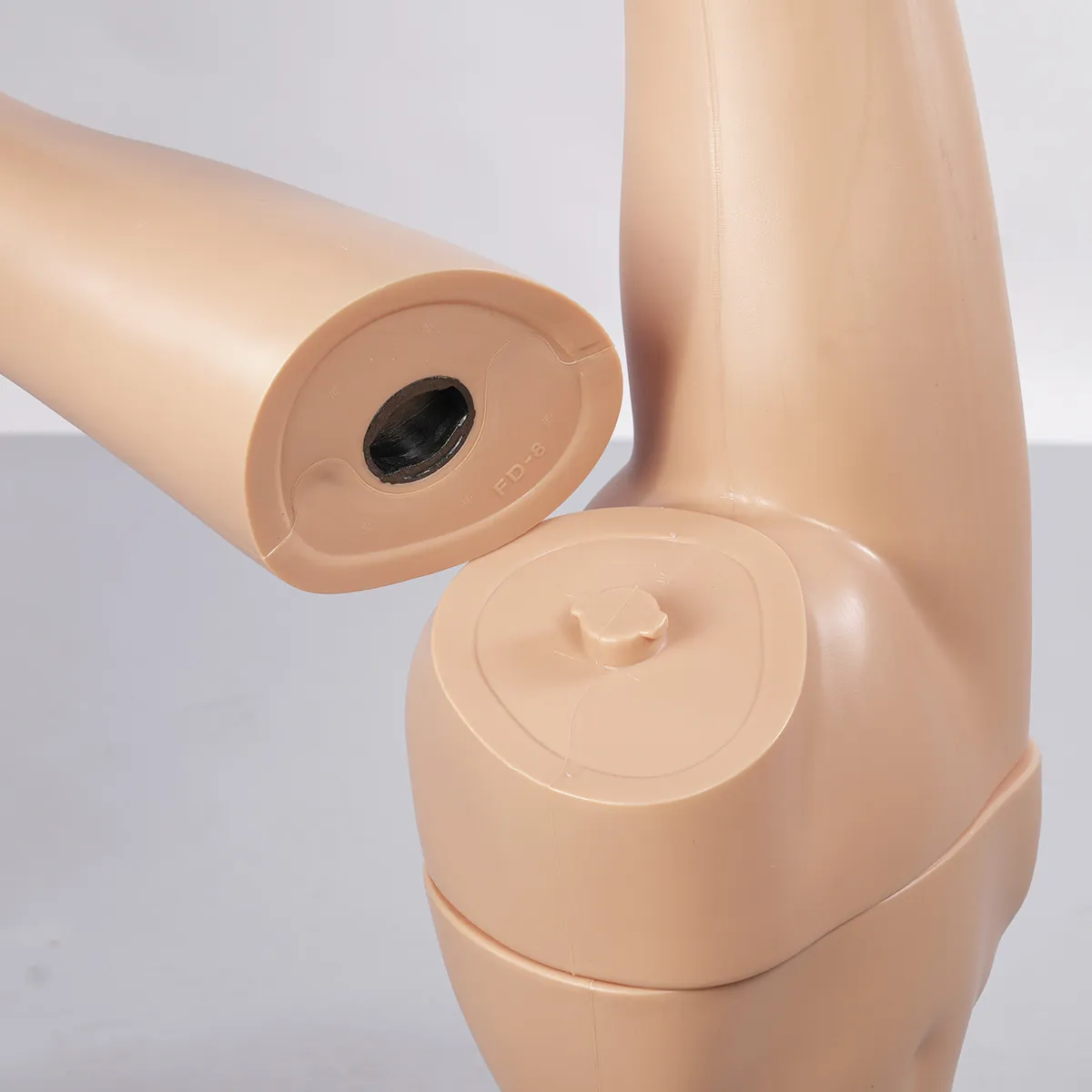 Mannequin femme sans perruque H 176 cm Plastique - Chair - Mannequins plastique sans perruque-4