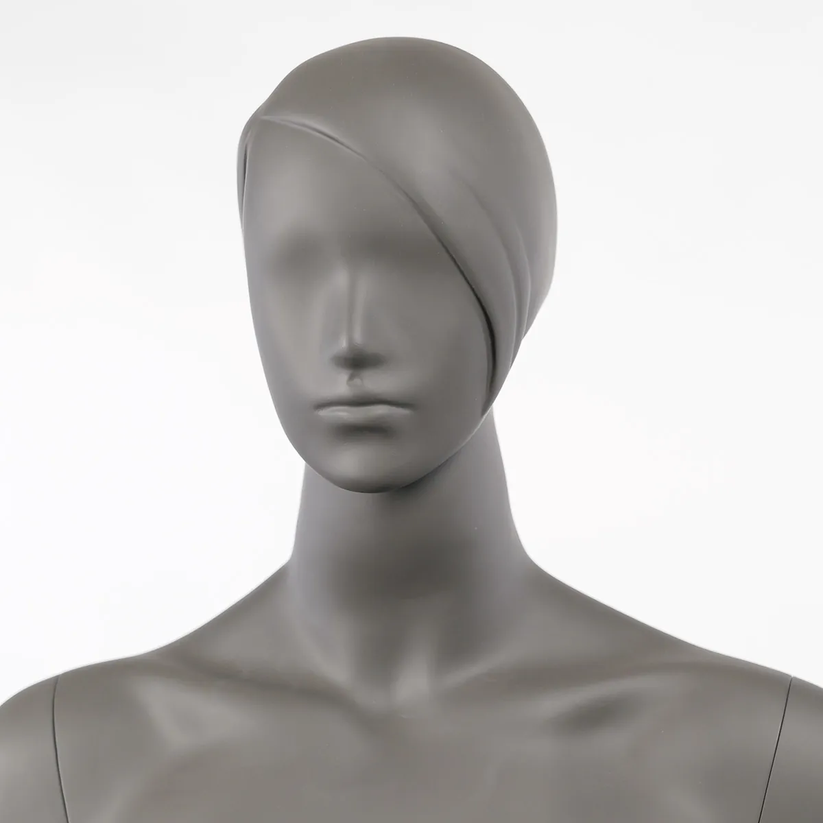 Mannequin femme, tête et cheveux sculptés H 179 cm Fibre de verre - Gris anthracite mat - Mannequins cheveux sculptés-3