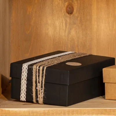 Boîte cadeau noire carton kraft 15 x 21 x 8 cm - Paquet de 4 - Boites cloches-1