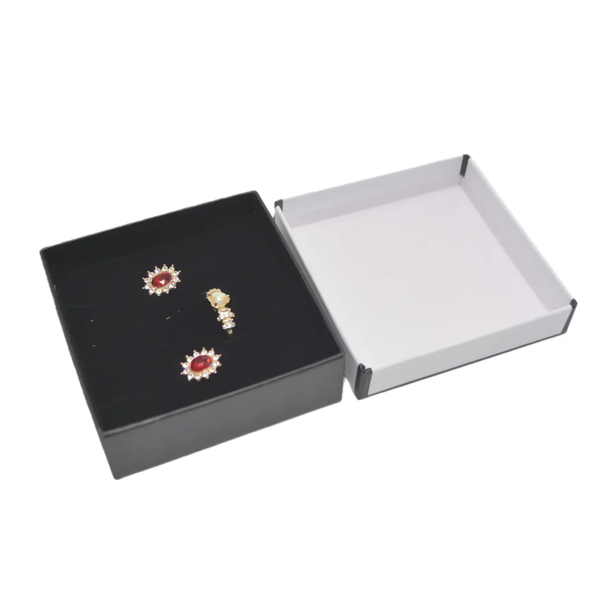 Boîte à bijoux carton 9 x 9 x 3,5 cm blanc liseré noir – écrin bijoux carton – Lot de 20 - Écrins à bijoux, Coffrets à bijoux-1