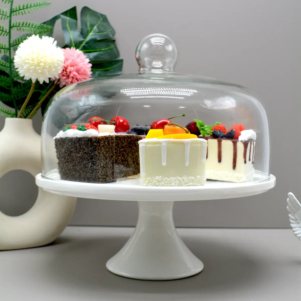 Cloche à gâteau en verre sur pied céramique ø 29,5 x H 30 cm - Présentoir gâteau sur pied - Blanc - Cloches à gâteaux, Présentoirs gâteaux-1