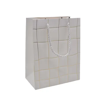 Sacs pelliculés blancs embossés carreaux vagues or poignées cordelette 18+10x23 cm 210g/m² – Paquet de 20 - Sacs pelliculés à motifs