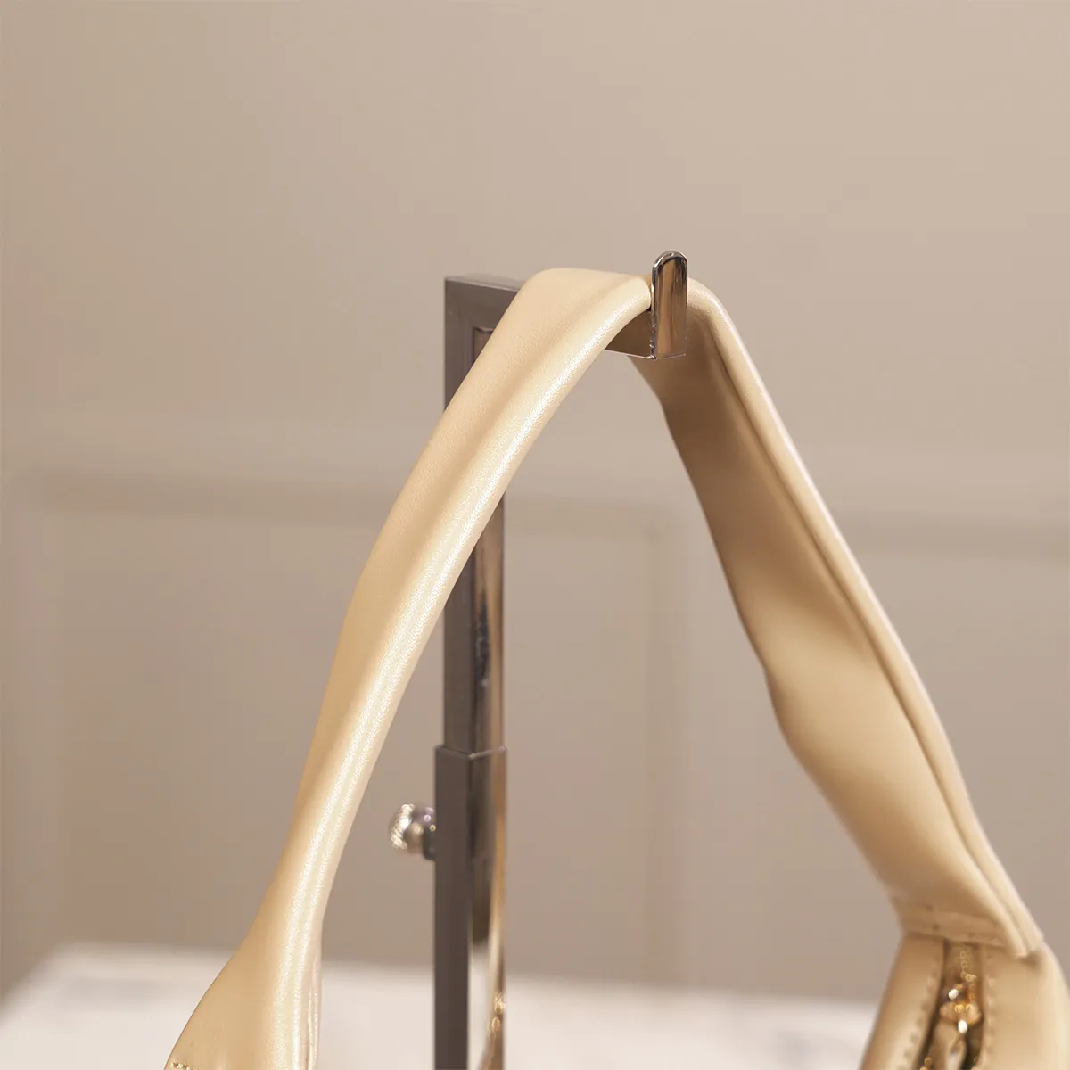 Présentoir réglable porte sac en L H 35 à 60 cm métal chromé - Présentoir sac à main - Présentoirs sacs et portefeuilles-5