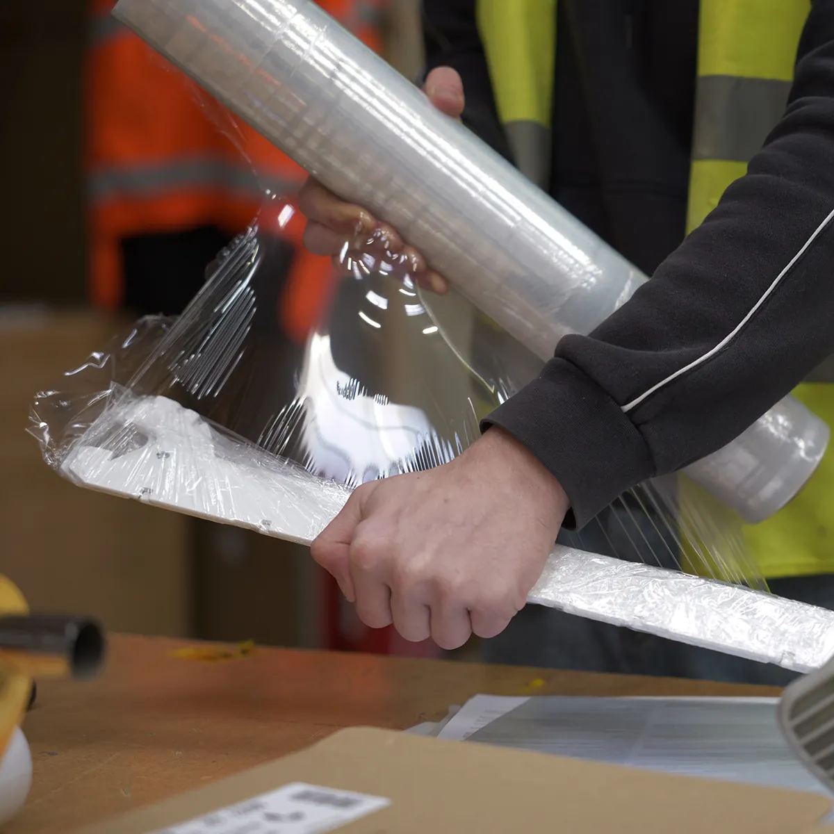 Film étirable manuel transparent tri-couches 17µ 45cm x 270m - Film palette - L'unité - Films étirables manuels-1