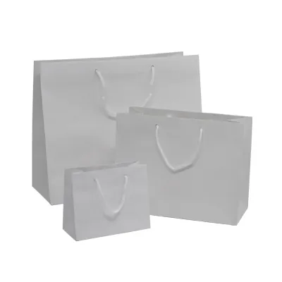 Sac pelliculé blanc mat poignées cordelette 13,7 x 6,2 x 11 cm 157g – Paquet de 20 - Sacs pelliculés poignées cordelette-1