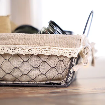 Corbeille métal rectangulaire marron tissu beige avec 2 anses 30 x 20 x 9 cm - Corbeilles métal-1