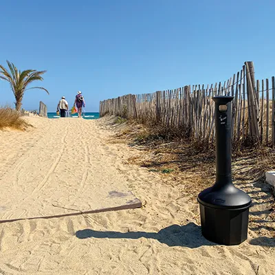 Cendrier extérieur sur pied 10 litres, plastique, noir, ø 35 x H 95 cm - Poubelles professionnelles-5